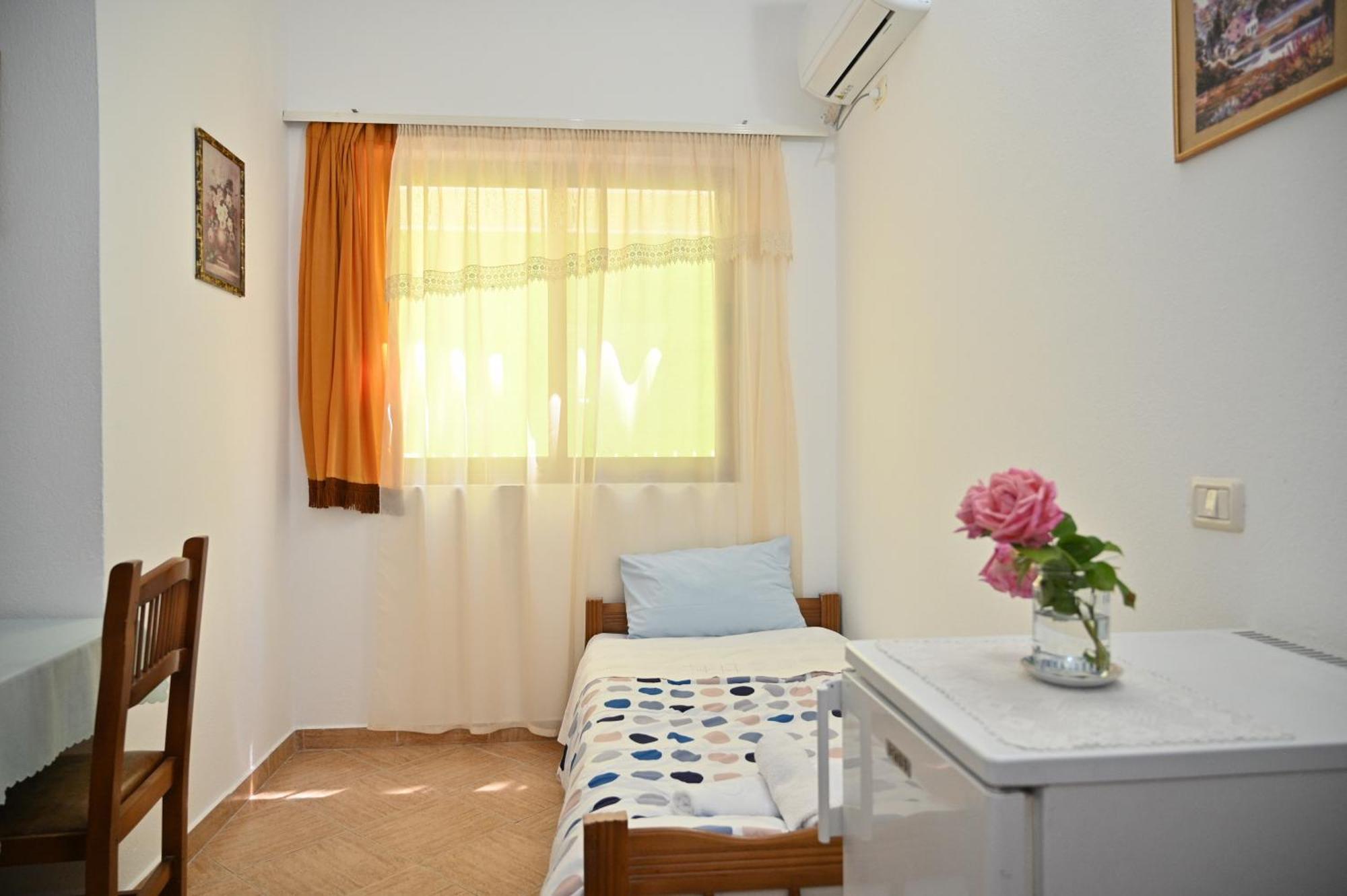 Vila Kulla Durrës Exterior foto